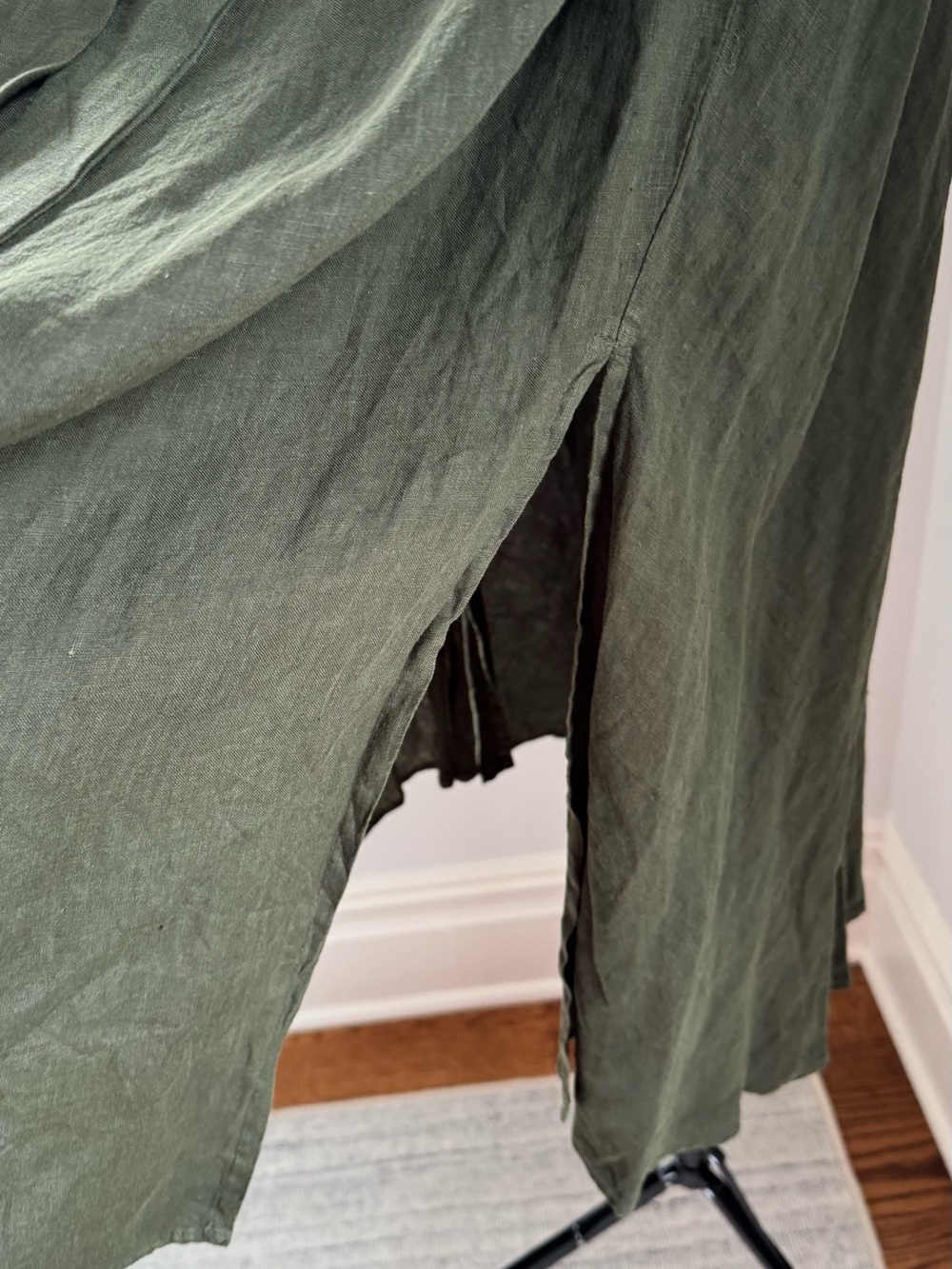 Velvet by Graham & Spencer Hunter Green Midi Wrap Linen Skirt - Picture 6 of 16